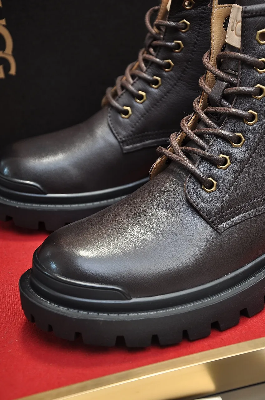 Men's shoes 💰640💶 [UGG] (full wool lining) top-end high-quality fur-in-one warm snow boots from Australia's warm luxury brand men's shoes, UGG-5877 official website synchronized, made of imported cowhide, carefully sewn...Imported rubber foam outsole (comfortable, soft, wear-resistant) The quality is really great...Exquisite workmanship, you can't put it down at first sight, available in sizes 39-44